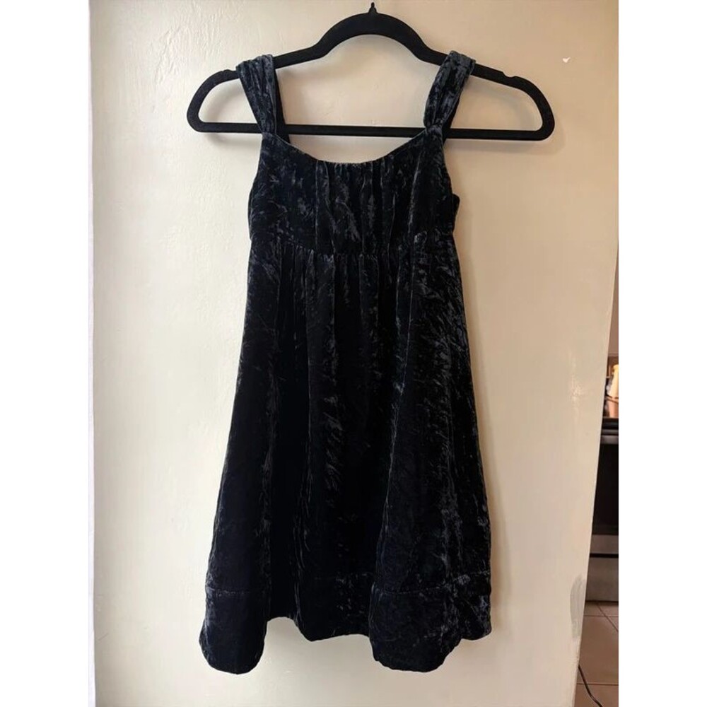 Girl’s Gap Black Velvet Party Dress Small Like New